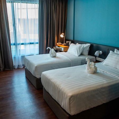 O&G Hotel Парит-Бунтар Экстерьер фото
